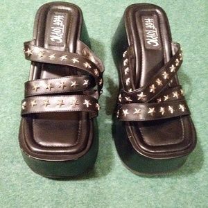 HOT TOPIC studded platforms